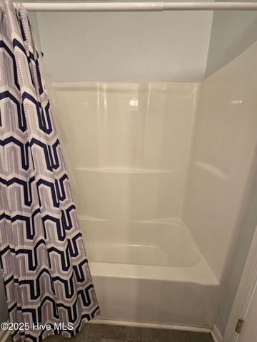 930 Porter Road, Greenville, NC 27834