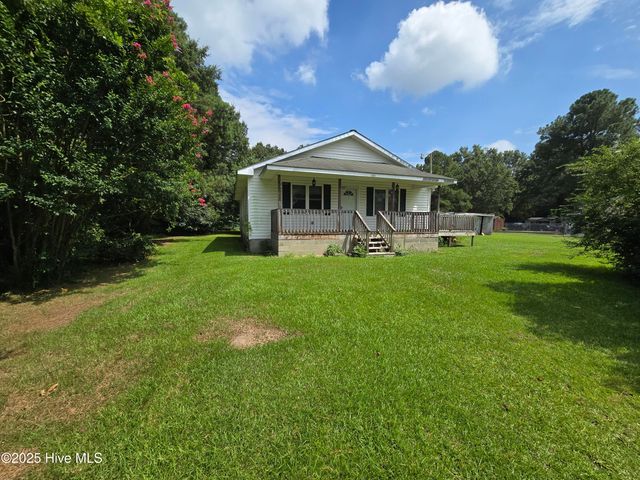 930 Porter Road, Greenville, NC 27834