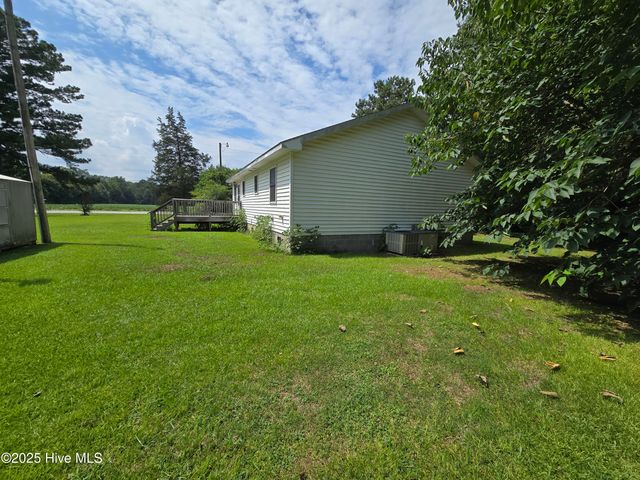 930 Porter Road, Greenville, NC 27834