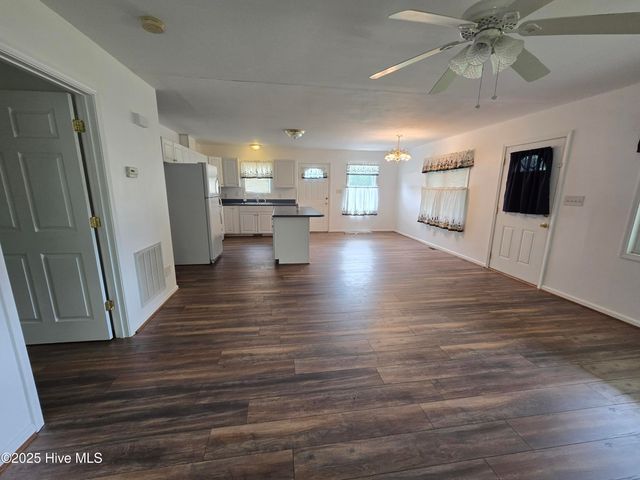 930 Porter Road, Greenville, NC 27834