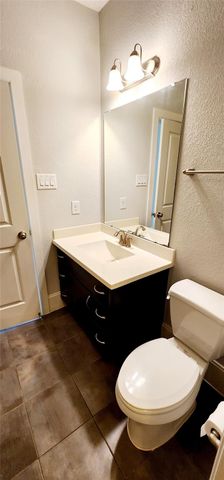 11 Rafters Row, The Woodlands, TX 77380