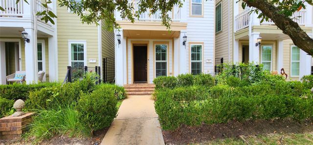 11 Rafters Row, The Woodlands, TX 77380