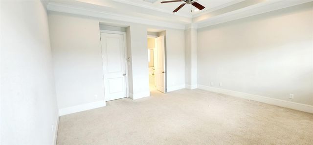 11 Rafters Row, The Woodlands, TX 77380