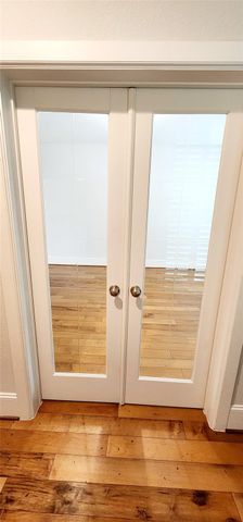 11 Rafters Row, The Woodlands, TX 77380