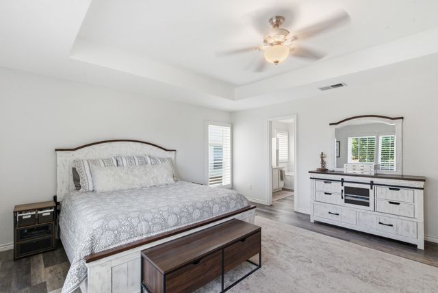 432 Dove Lane, Fort Worth, TX 76108