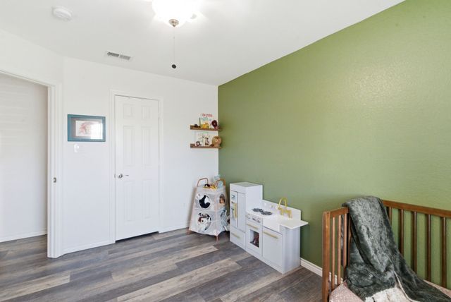 432 Dove Lane, Fort Worth, TX 76108