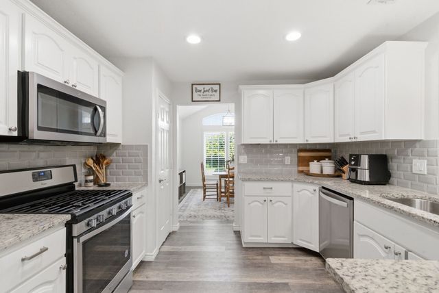 432 Dove Lane, Fort Worth, TX 76108