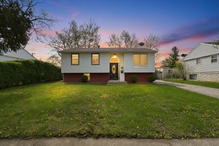 426 E Tulip Drive, Glenwood, IL 60425