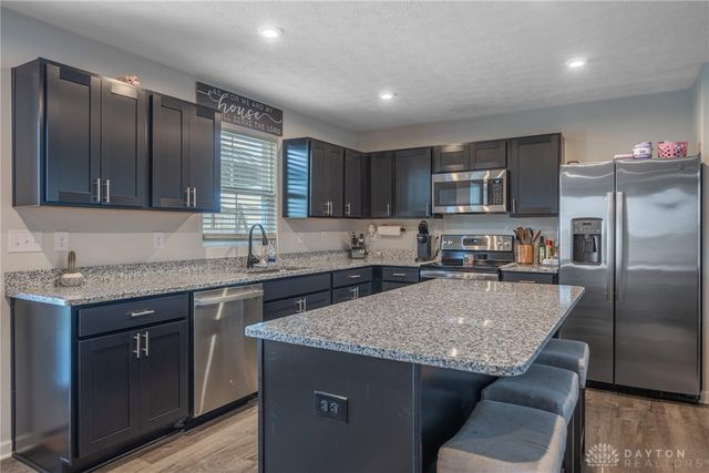 6023 Aviation Trail, Moraine, OH 45439