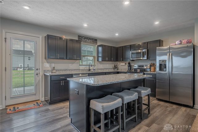 6023 Aviation Trail, Moraine, OH 45439