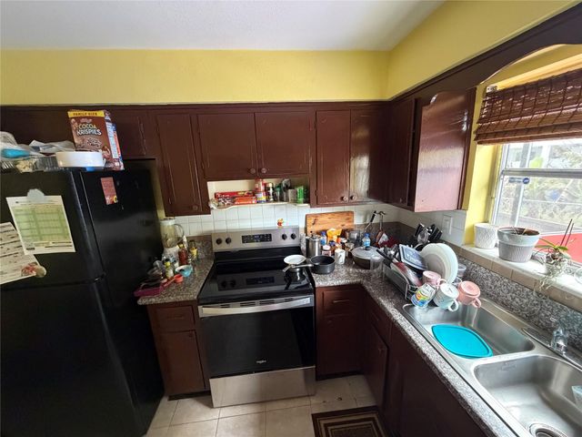 8870 Taft Street, Pembroke Pines, FL 33024