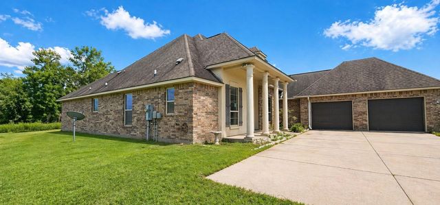 383 Crossing North St, Thibodaux, LA 70301