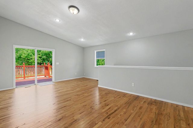 2611 N Lorraine Ave, Wichita, KS 67219