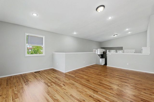 2611 N Lorraine Ave, Wichita, KS 67219