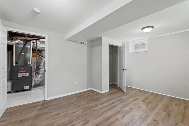 2611 N Lorraine Ave, Wichita, KS 67219