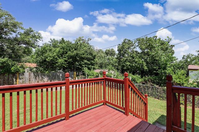 2611 N Lorraine Ave, Wichita, KS 67219