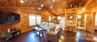 383 Blue Mist Mountain Road, Whittier, NC 28789