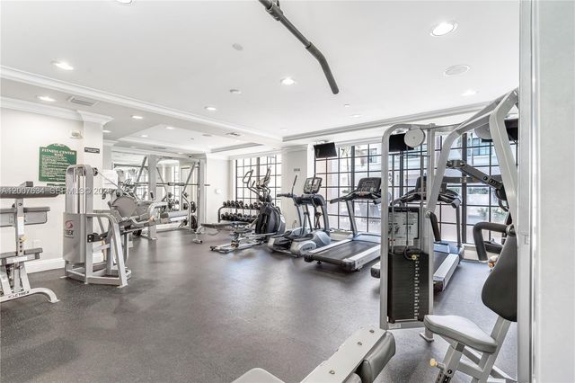 233 S Federal Hwy 215, Boca Raton, FL 33432