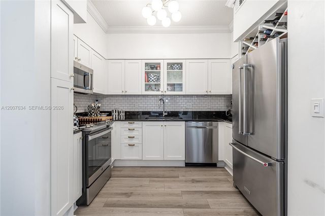 233 S Federal Hwy 215, Boca Raton, FL 33432