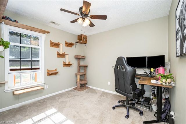 562 Porter Trace Drive, Kernersville, NC 27284