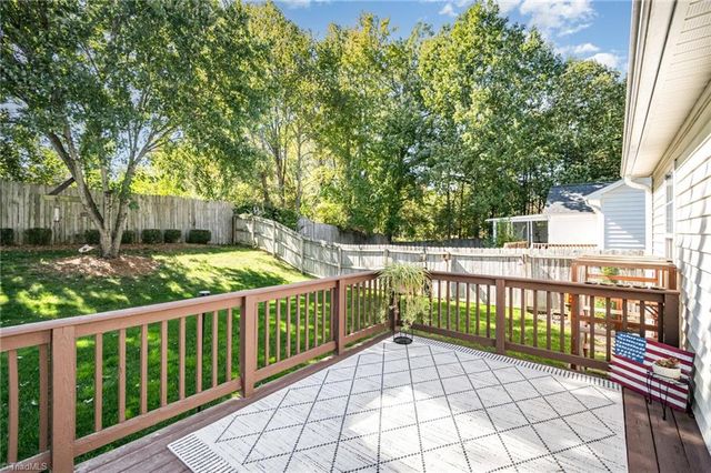 562 Porter Trace Drive, Kernersville, NC 27284