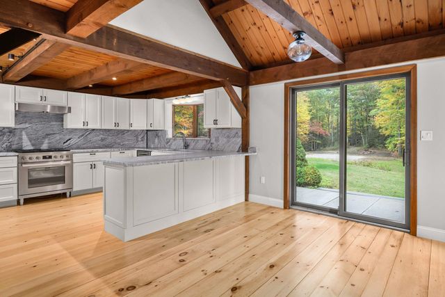 519 Hall Road, Barrington, NH 03825