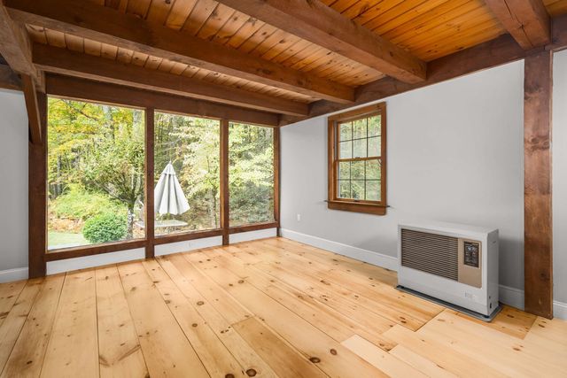 519 Hall Road, Barrington, NH 03825