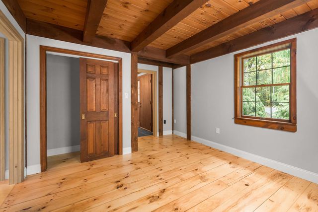 519 Hall Road, Barrington, NH 03825