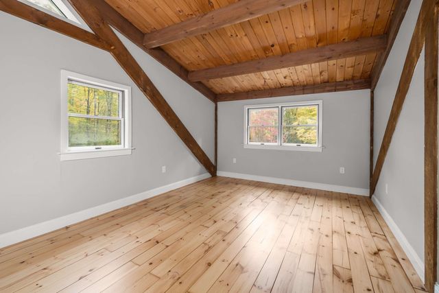 519 Hall Road, Barrington, NH 03825