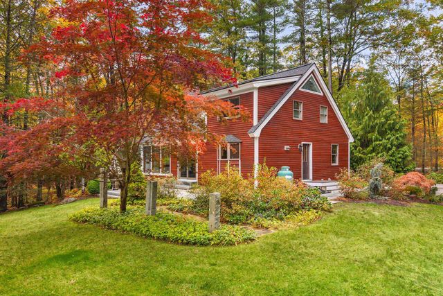 519 Hall Road, Barrington, NH 03825