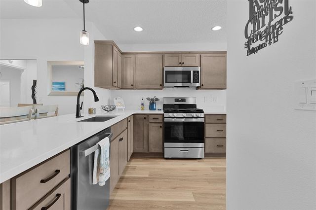 7520 FAR HILLS LOOP, The Villages, FL 34762