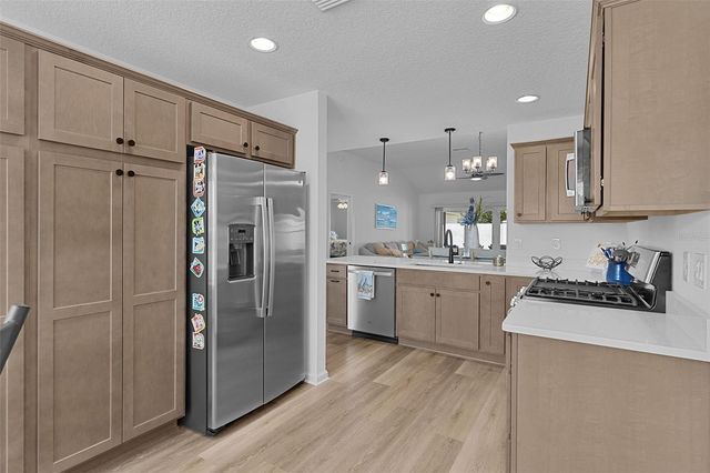 7520 FAR HILLS LOOP, The Villages, FL 34762