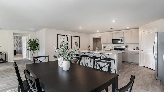 51 Ashworth Dr., Tabor City, NC 28463