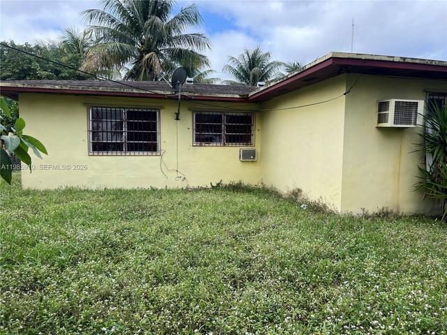 19531 NW 1st Pl, Miami Gardens, FL 33169