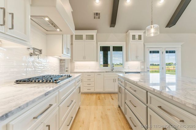 4903 E 174th Street S, Bixby, OK 74008