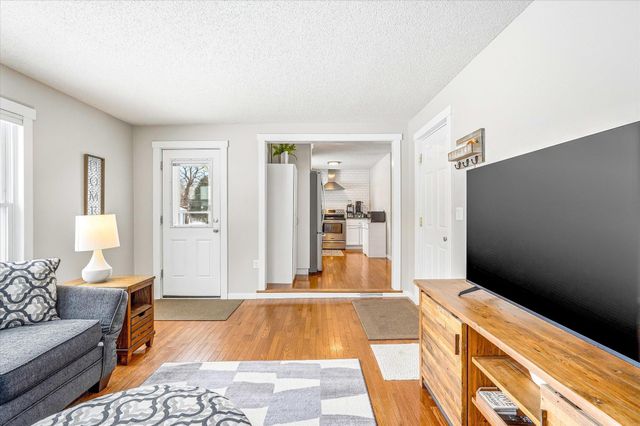 1901 Stowe Avenue, Arden Hills, MN 55112