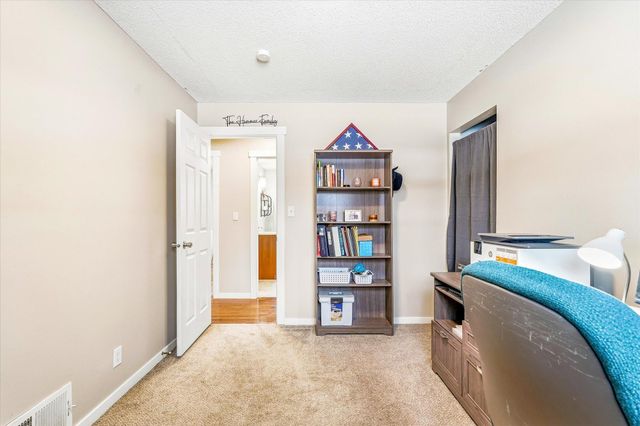 1901 Stowe Avenue, Arden Hills, MN 55112