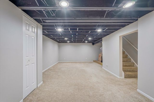 1901 Stowe Avenue, Arden Hills, MN 55112