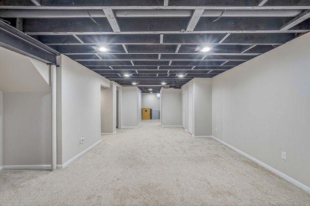 1901 Stowe Avenue, Arden Hills, MN 55112