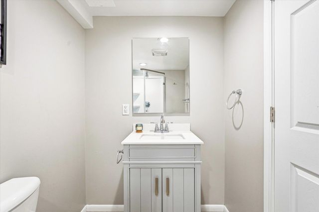 1901 Stowe Avenue, Arden Hills, MN 55112