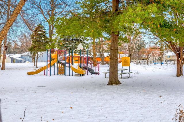 1901 Stowe Avenue, Arden Hills, MN 55112