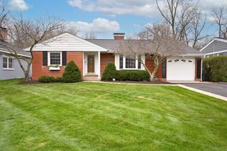 754 N Kenilworth Avenue, Glen Ellyn, IL 60137