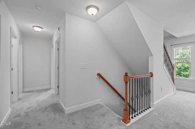 2007 Burrus Hall Circle, Cary, NC 27519