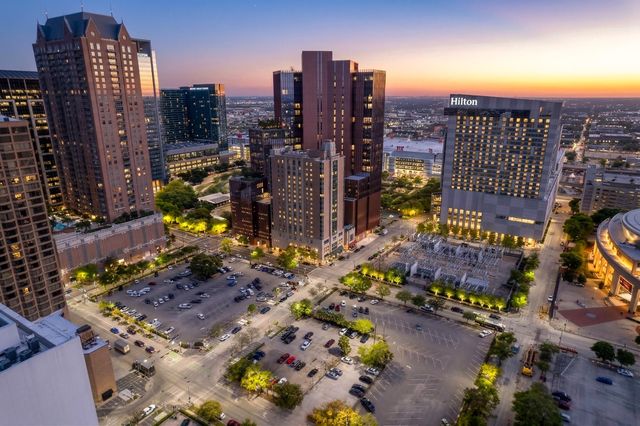 1211 Caroline Street 1801, Houston, TX 77002