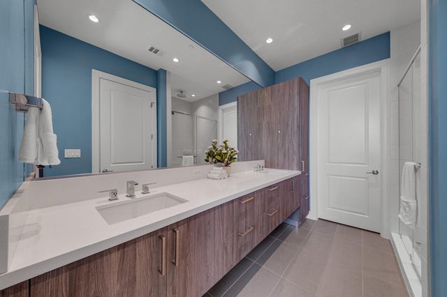 1211 Caroline Street 1801, Houston, TX 77002