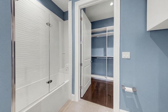 1211 Caroline Street 1801, Houston, TX 77002