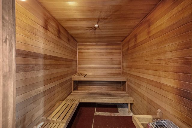 1211 Caroline Street 1801, Houston, TX 77002