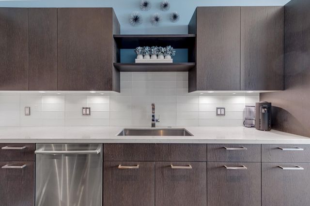 1211 Caroline Street 1801, Houston, TX 77002