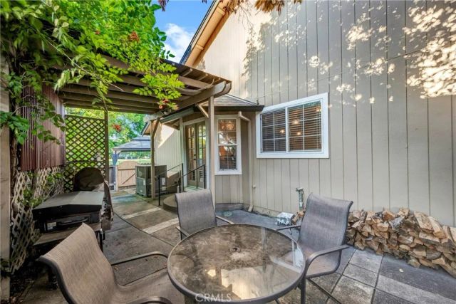 19450 Mountain Meadow S South, Hidden Valley Lake, CA 95467
