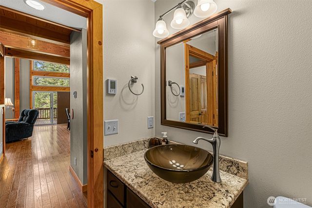 175 Deep Powder Lane, Leavenworth, WA 98826